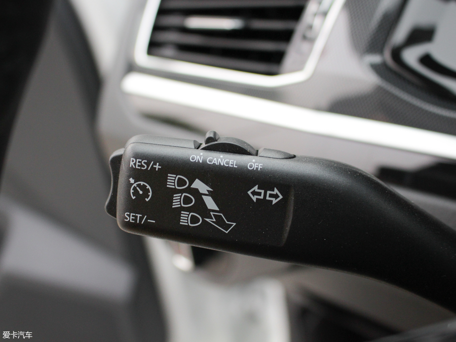 2018��ε�I 230TSI DSG���A��