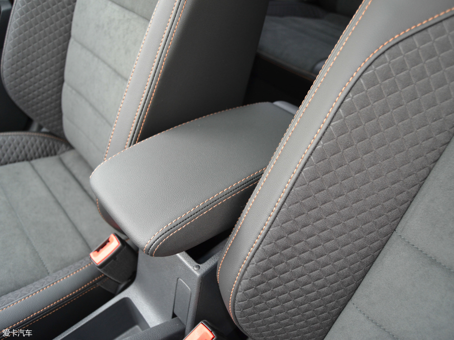 2018εI(lng) 1.5L Ԅ(dng)A