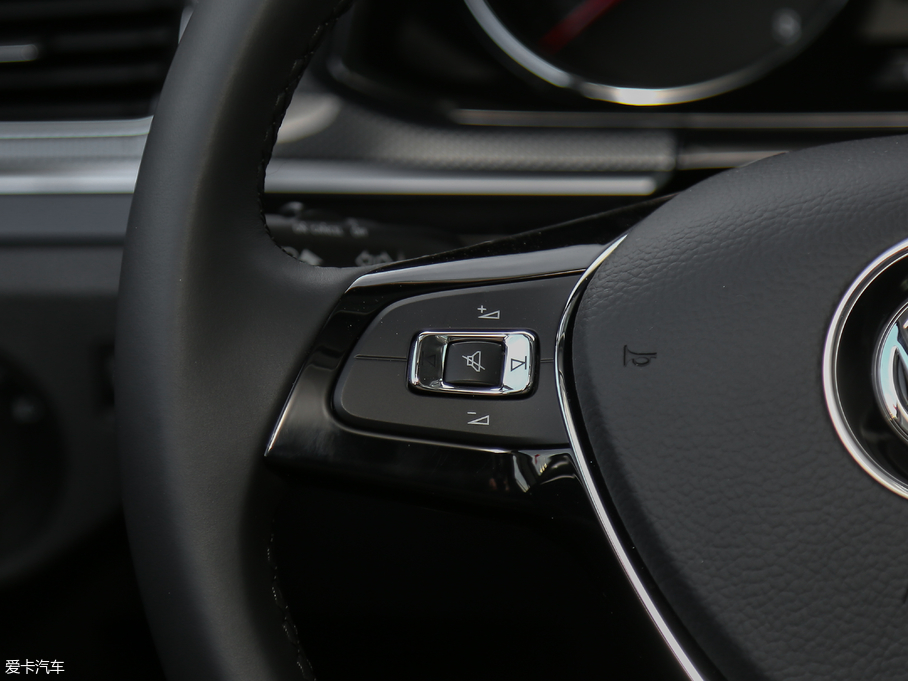 2018εI(lng) 1.5L Ԅ(dng)m