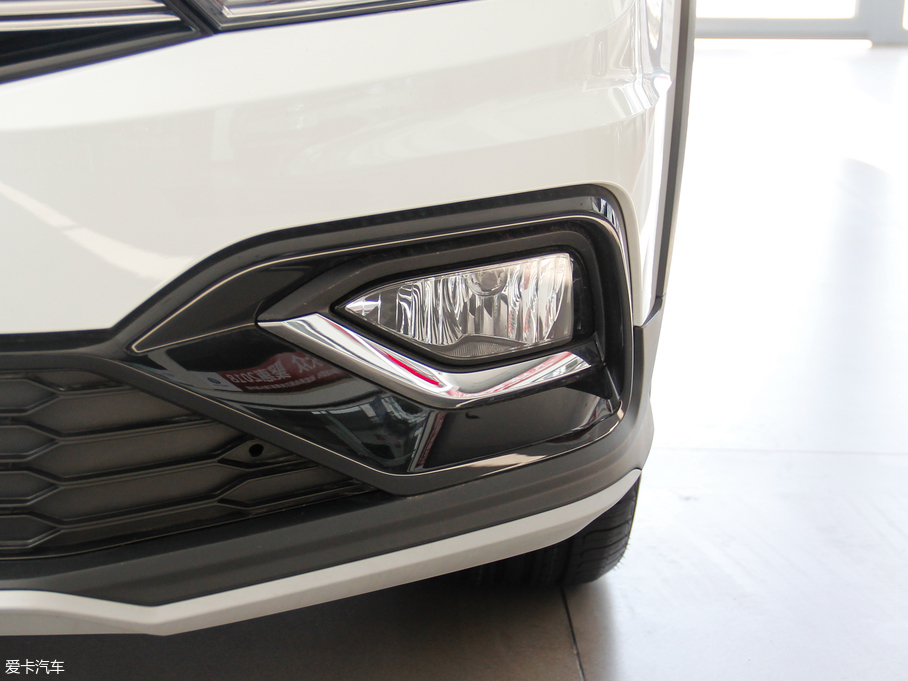 2018εI(lng) 230TSI ք(dng)m