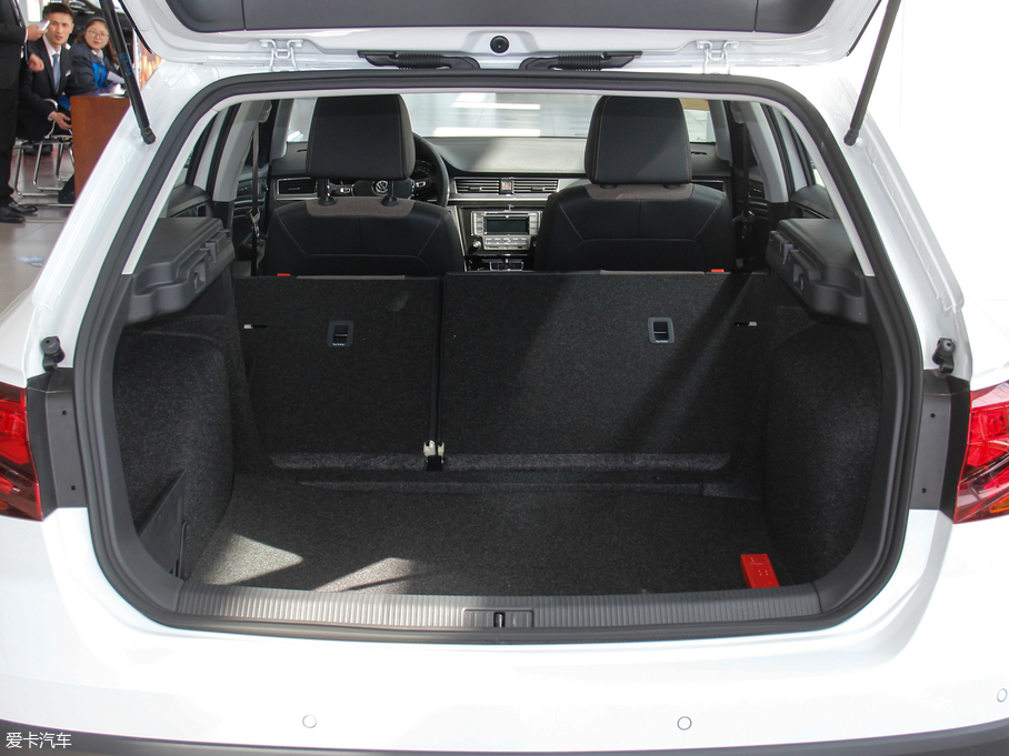 2018εI(lng) 230TSI քm