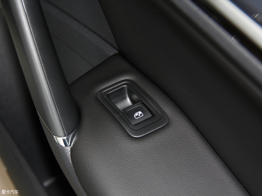 2018εI(lng) 230TSI քm