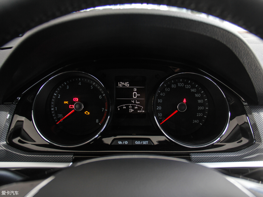 2018��ε�I 230TSI �ք����m��