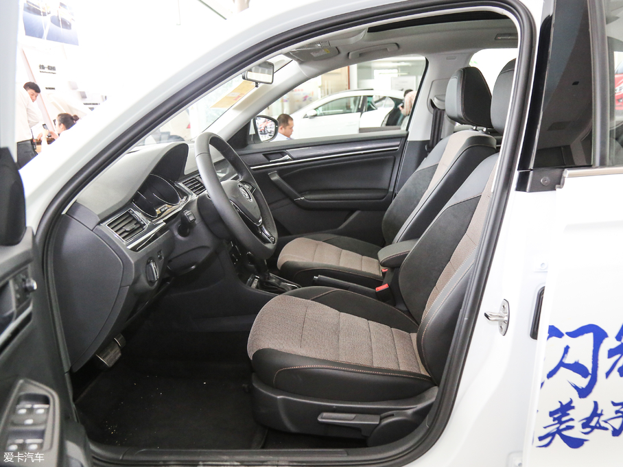 2018��ε�I(l��ng) 230TSI DSG���m��