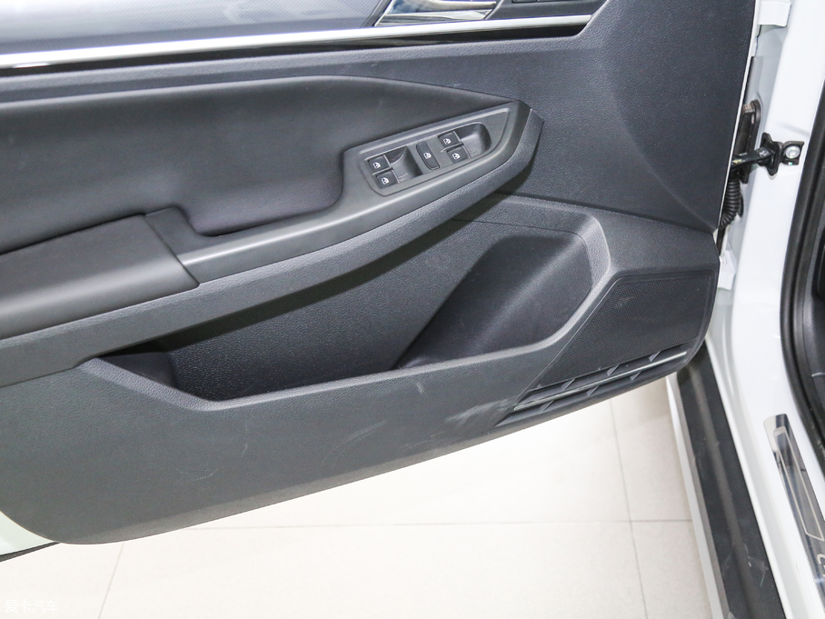 2018εI(lng) 230TSI DSGm