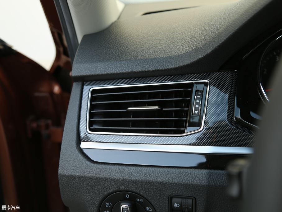 2018εI(lng) 230TSI DSGA