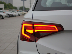 2018230TSI DSGA (x)(ji)^