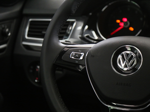 2018230TSI DSGm п؅^