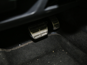 2018230TSI DSGm п؅^