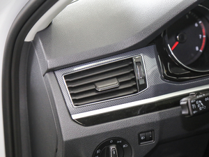 2018230TSI DSGm п؅^