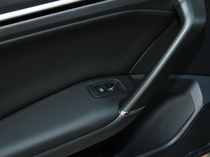 2018230TSI DSGA п؅^