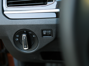 2018230TSI DSGA п؅^