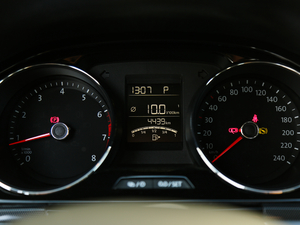 2018230TSI DSGA п؅^