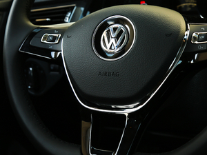 2018230TSI DSGA п؅^