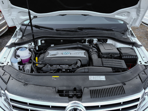 2018款1.8TSI 豪华型 发动机