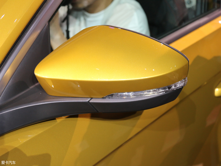 2018T-ROC̽ 280TSI DSG(q)A