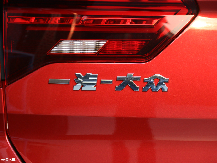 2018T-ROC̽ 280TSI DSG(q)A