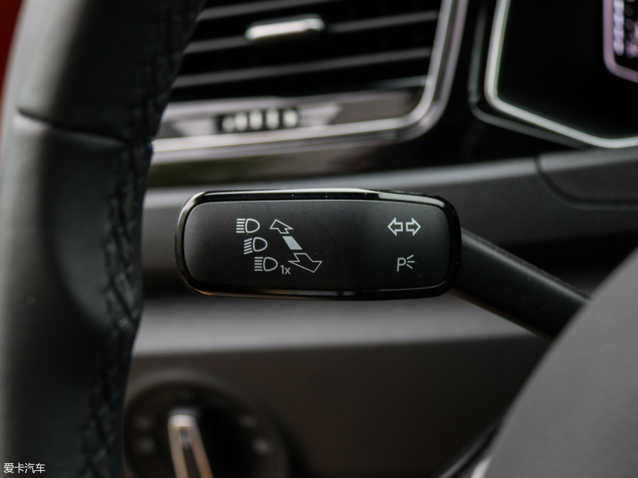 2018T-ROC̽ 280TSI DSG(q)A