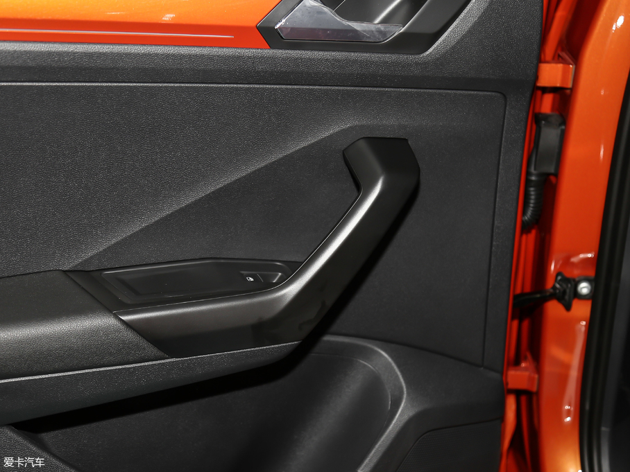 2018T-ROC̽ 280TSI DSG(q)A