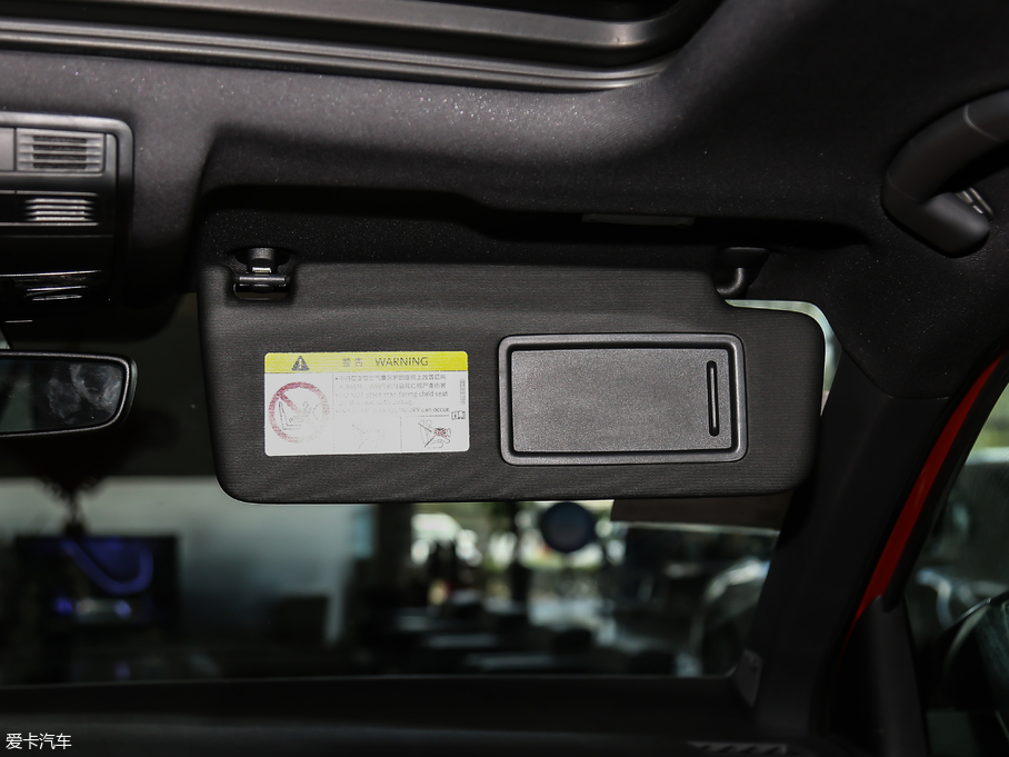 2018T-ROC̽ 280TSI DSG(q)A