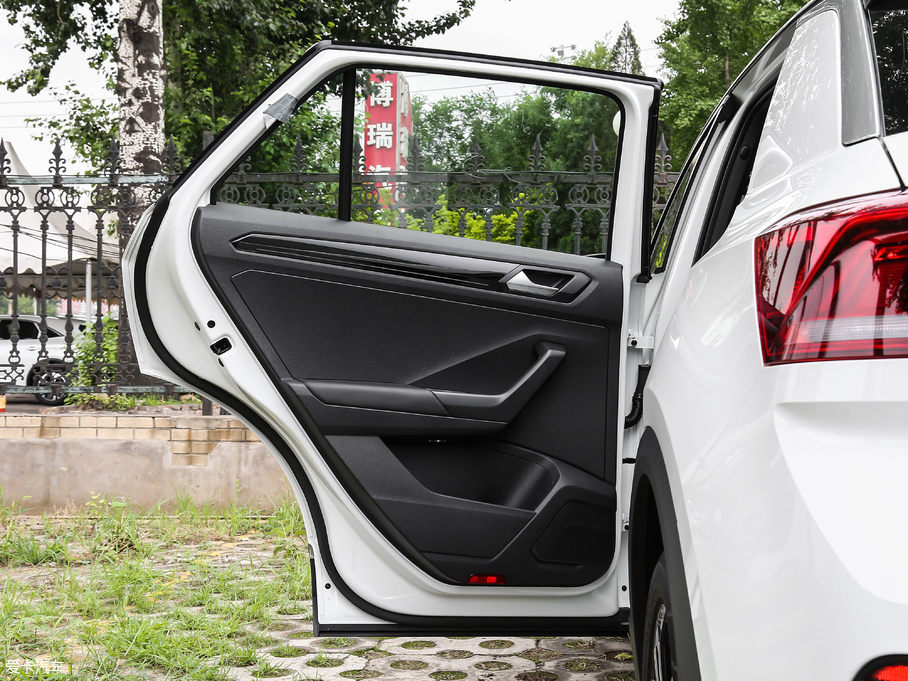 2018T-ROC̽ 280TSI DSGA