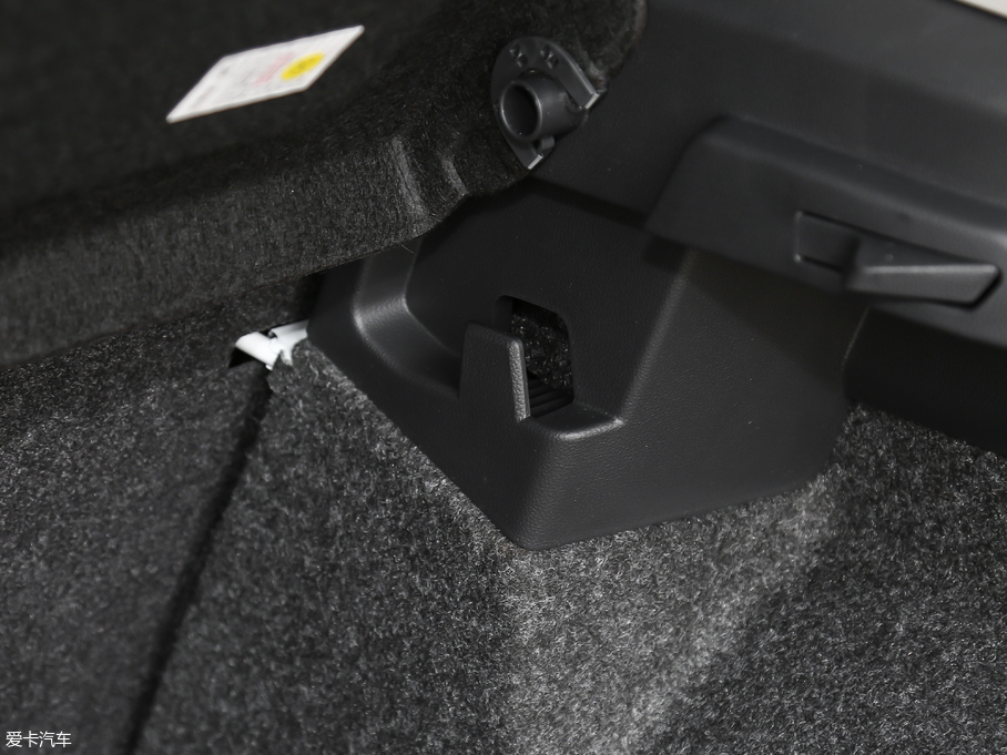 2018T-ROC̽ 280TSI DSG(q)M(jn)ȡ