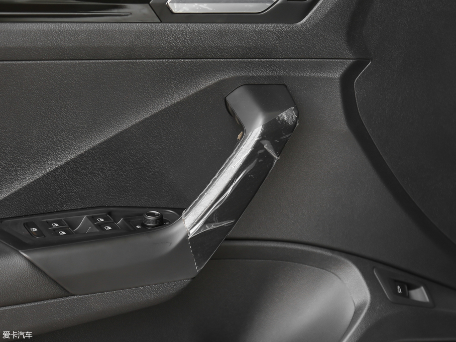 2018T-ROC̽ 280TSI DSGm