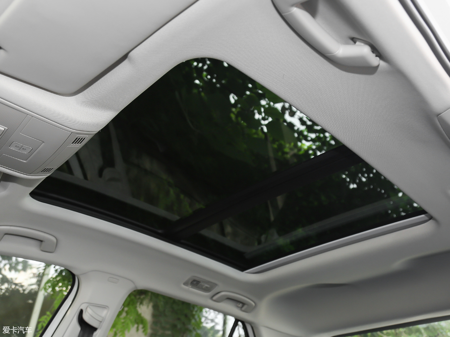 2018T-ROC̽ 280TSI DSGm