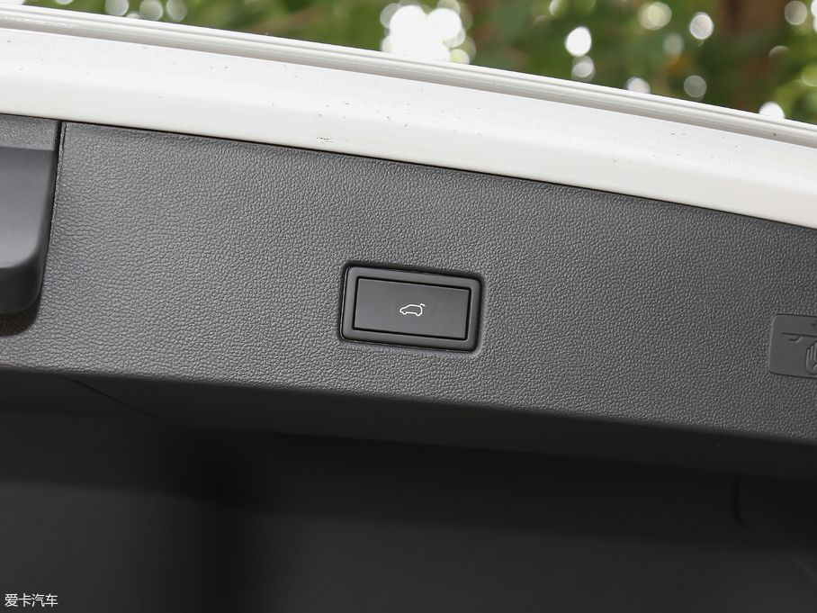 2018T-ROC̽ 280TSI DSGm