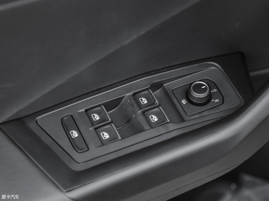 2018T-ROC̽ 280TSI DSGMȡ