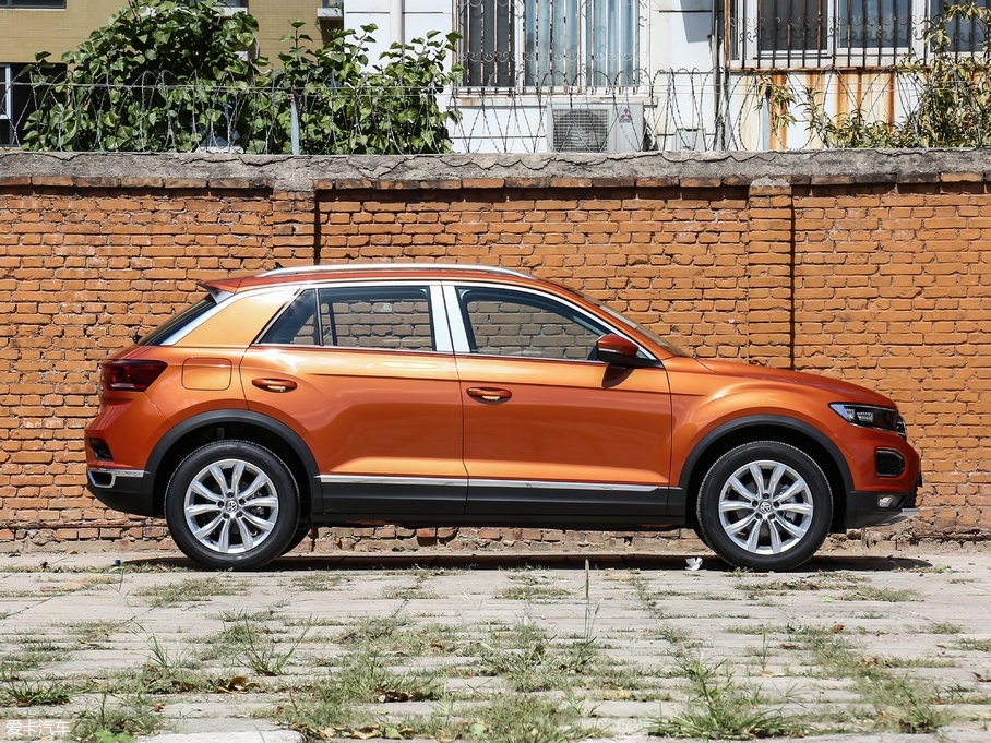 2018T-ROC̽ 230TSI DSGMȡ
