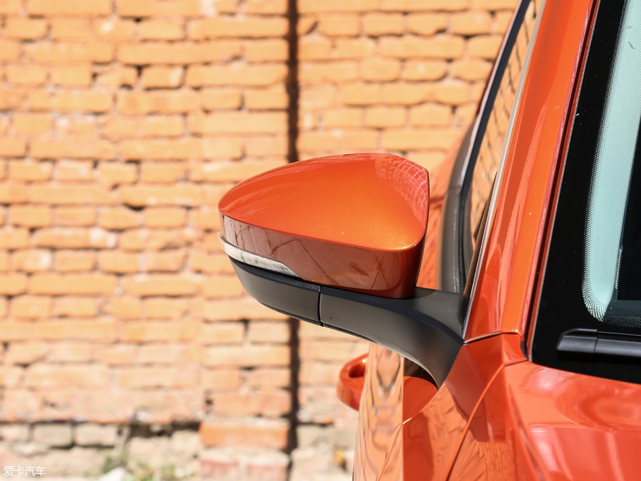 2018T-ROC̽ 230TSI DSGMȡ