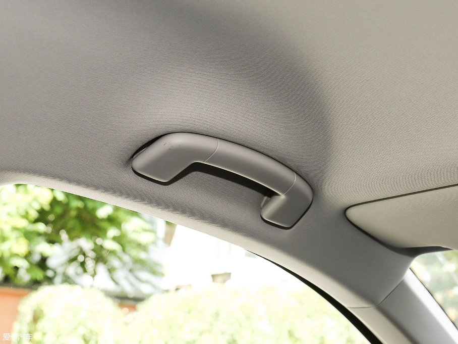 2018T-ROC̽ 230TSI DSGMȡ