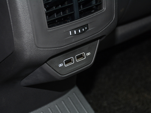 2018280TSI DSG(q)A g