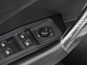 2018230TSI DSGr п؅^