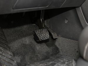 2018280TSI DSG(q)Mȡ g