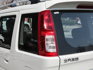 2019款1.4L 手动精英版 细节外观