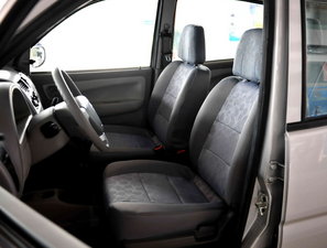 2011款A+ 1.0L 手动经济版 空间座椅