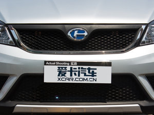 2015款1.4L 手动经济舱 中网