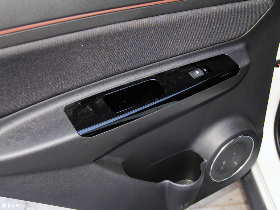 2016Q25 1.5L ք(dng)(l)۰