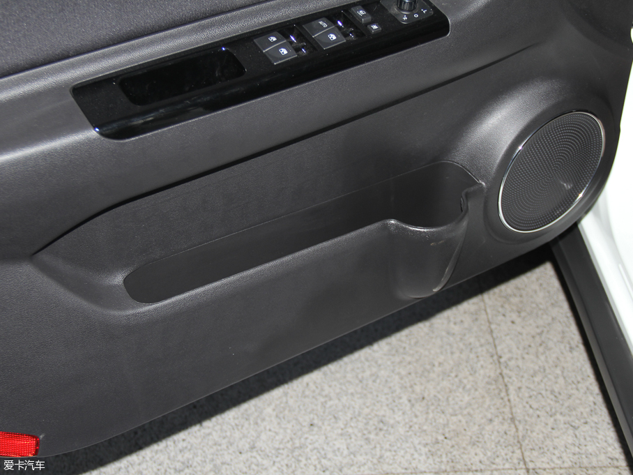 2016�����Q25 1.3L ������