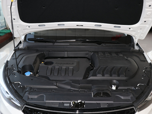 2018款1.5L 手动尊贵版 发动机