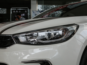 2018款1.5L 手动豪华版 细节外观