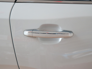 2018款1.5T CVT舒适型 5座 细节外观