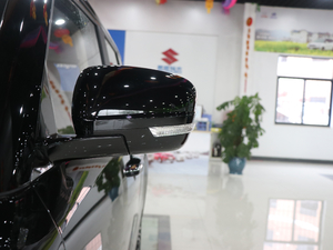 2018款1.5T CVT豪华型 5座 后视镜
