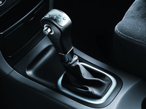 2011款2.0L 手动豪华版 7座 中控区
