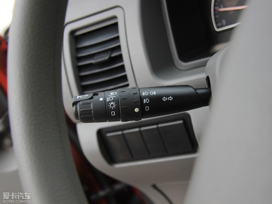 2013 1.5L քm 7 V