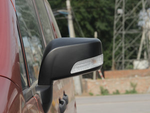 2013款1.5L 手动舒适版 7座 国V 后视镜