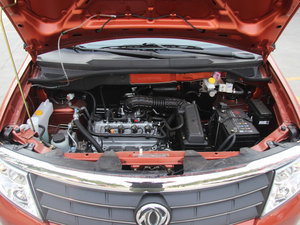 2013款1.5L 手动舒适版 7座 国V 发动机