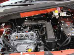 2013款1.5L 手动舒适版 7座 国V 其它
